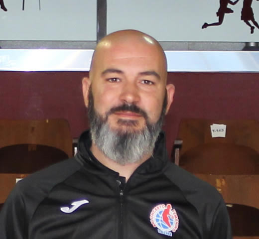 Carlos entrenador